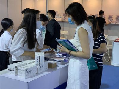 廣州國際防疫物資博覽會盛大開幕，湖南朗盾科技攜手晟海新材料共推產業革新